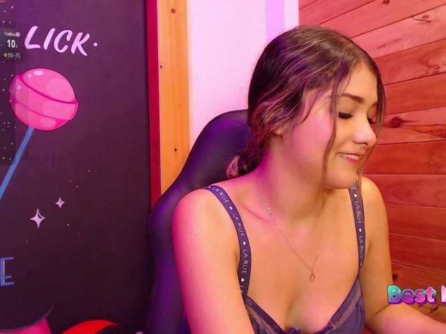 Live sex webcam photo for MikaelaArmstrong #288069438