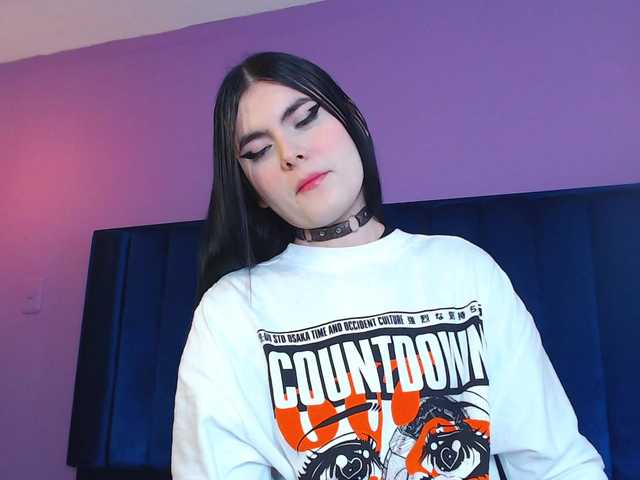 Live sex webcam photo for MikaelaMason #275609535