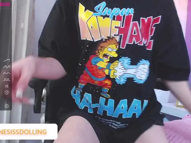 Live sex webcam photo for MikaelaMason #275985186