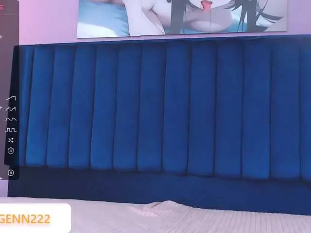 Live sex webcam photo for MikaelaMason #276392943