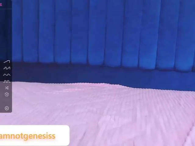 Live sex webcam photo for MikaelaMason #276594031