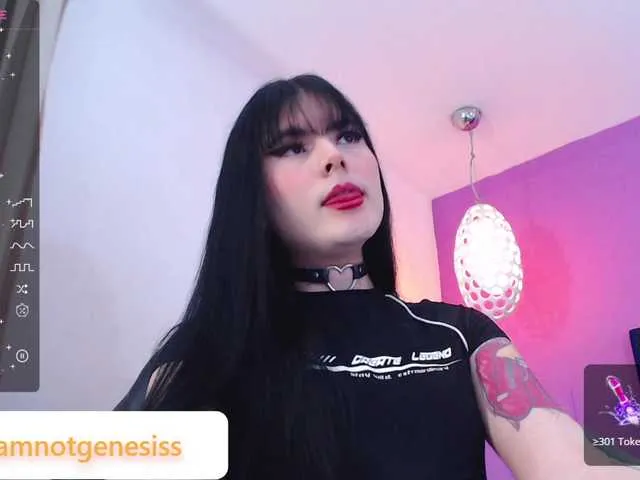 Live sex webcam photo for MikaelaMason #277140338