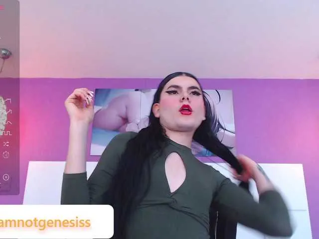 Live sex webcam photo for MikaelaMason #277312566