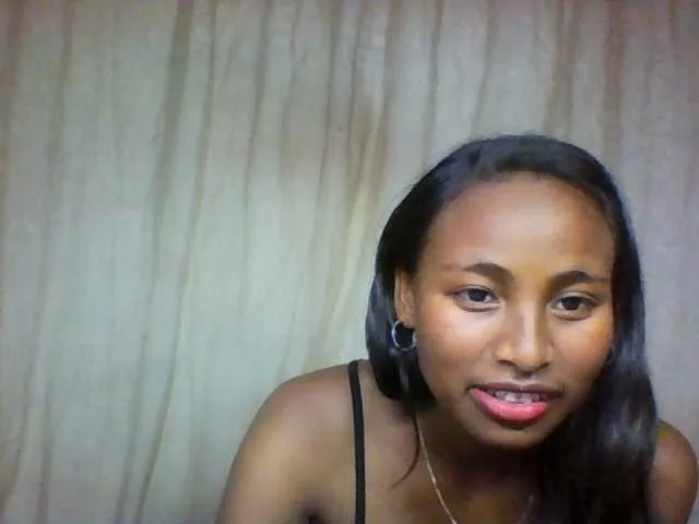 Live sex webcam photo for Mikaloa #278101183