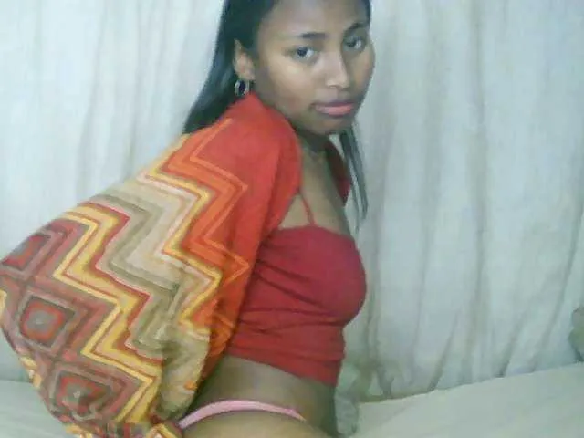 Live sex webcam photo for Mikaloa #278223946