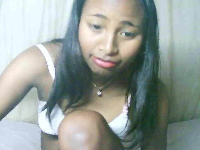 Live sex webcam photo for Mikaloa #278293070