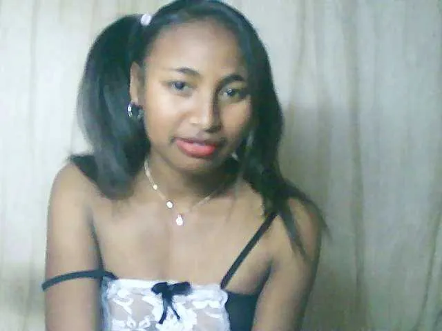 Live sex webcam photo for Mikaloa #278305180