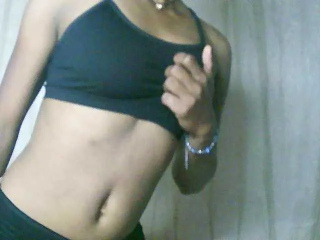 Live sex webcam photo for Mikaloa #289280507