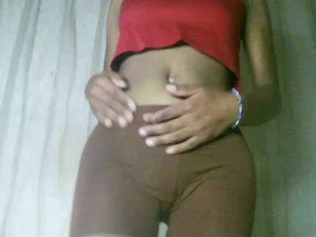 Live sex webcam photo for Mikaloa #290019972