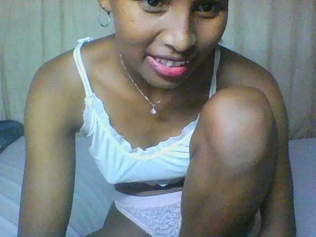 Live sex webcam photo for Mikaloa #290182265