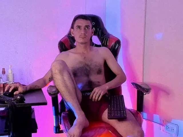 Live sex webcam photo for MikeSlav3 #290461918