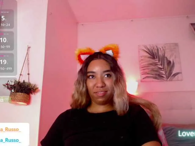 Live sex webcam photo for Mikeyla-Russo #290270036