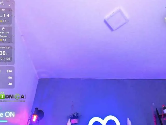 Live sex webcam photo for Mikeyla-Russo #291419531