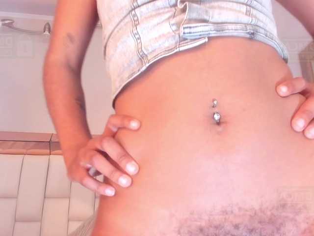 Live sex webcam photo for Mikeyla-Russo #291956381