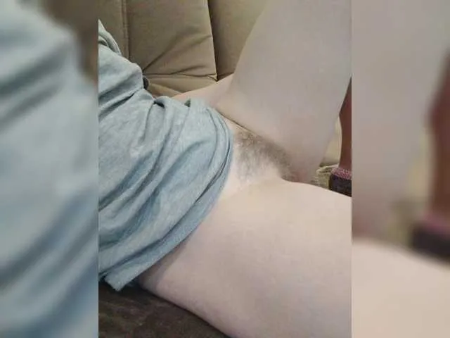 Live sex webcam photo for Mikkai #290438082