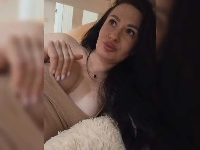 Live sex webcam photo for Mikki88K #290233216