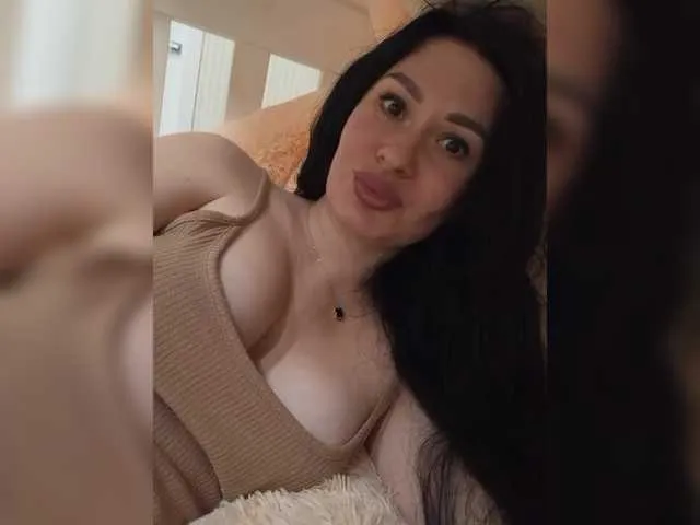 Live sex webcam photo for Mikki88K #290251048