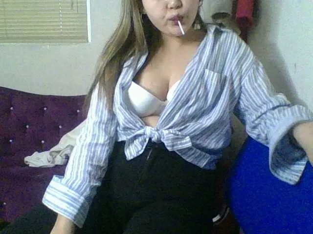 Live sex webcam photo for Mila-8 #276140114