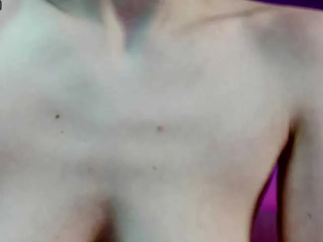 Live sex webcam photo for Mila-Hot #276299275