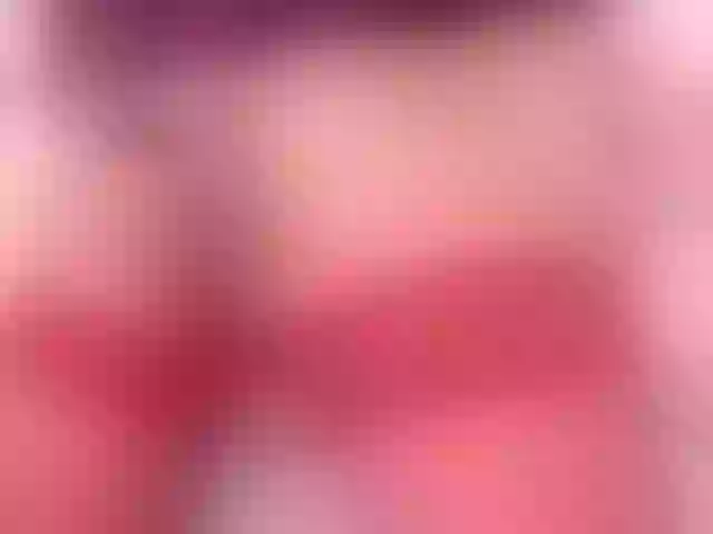 Live sex webcam photo for Mila-Moans #291237175