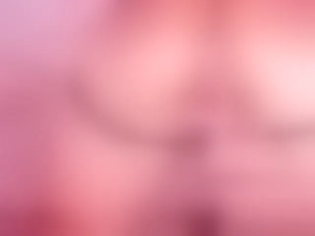 Live sex webcam photo for Mila-Moans #291581392