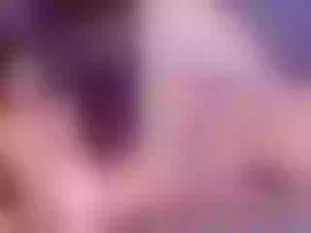 Live sex webcam photo for Mila-Moans #291639415