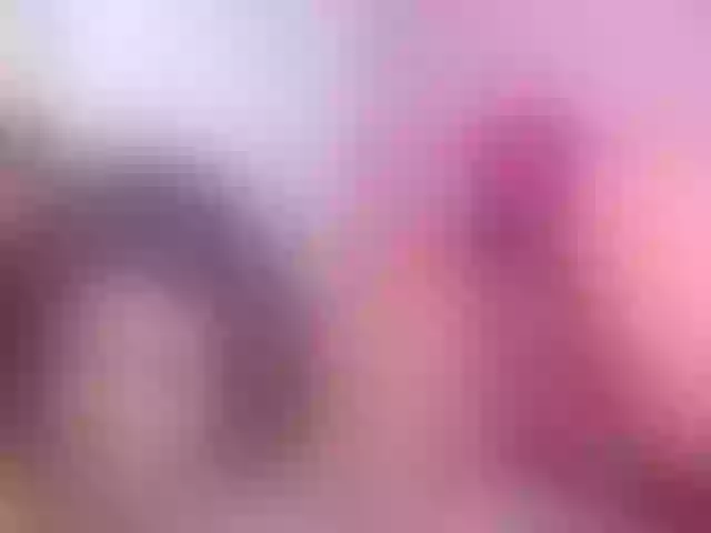 Live sex webcam photo for Mila-Moans #291999390