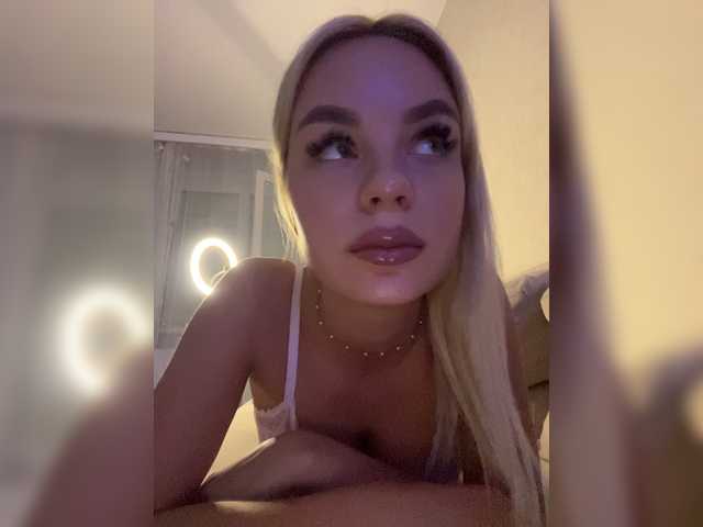 Live sex webcam photo for Mila-m #274443390