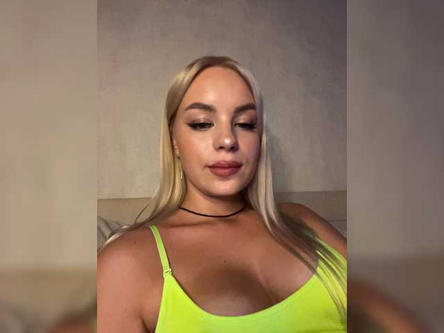 Live sex webcam photo for Mila-m #274473146