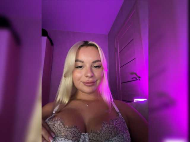 Live sex webcam photo for Mila-m #276363856