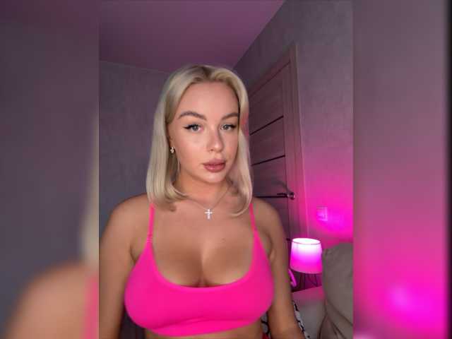 Live sex webcam photo for Mila-m #276440374