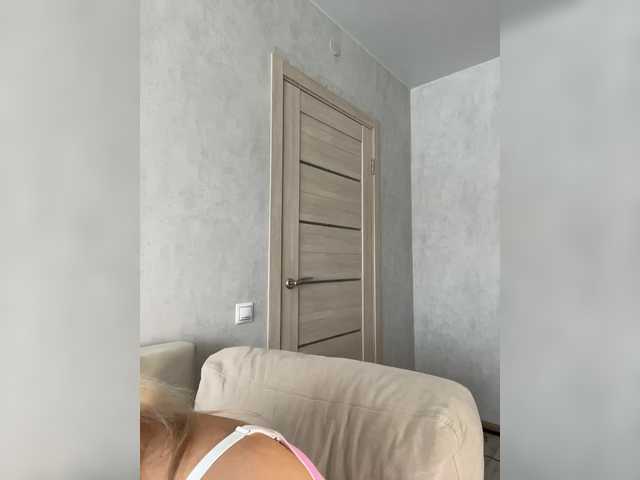 Live sex webcam photo for Mila-m #290506904