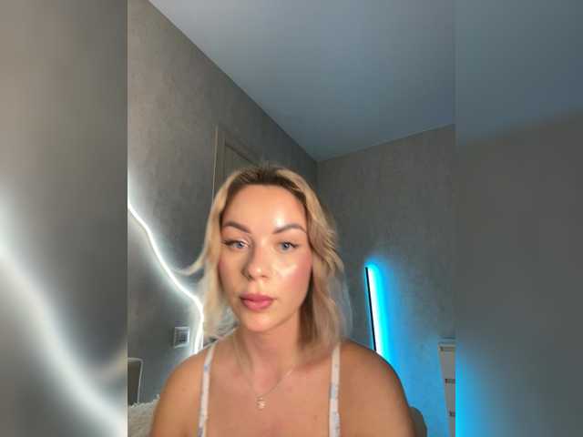 Live sex webcam photo for Mila-m #291716731