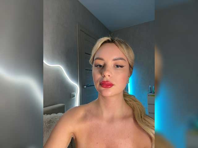 Live sex webcam photo for Mila-m #291928721