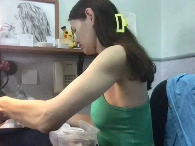 Live sex webcam photo for MilaBi-192569 #275995886