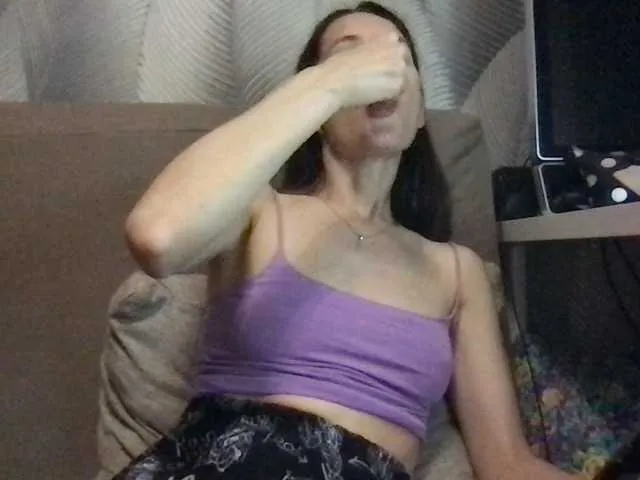Live sex webcam photo for MilaBi-192569 #276411976