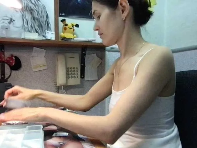 Live sex webcam photo for MilaBi-192569 #276474491