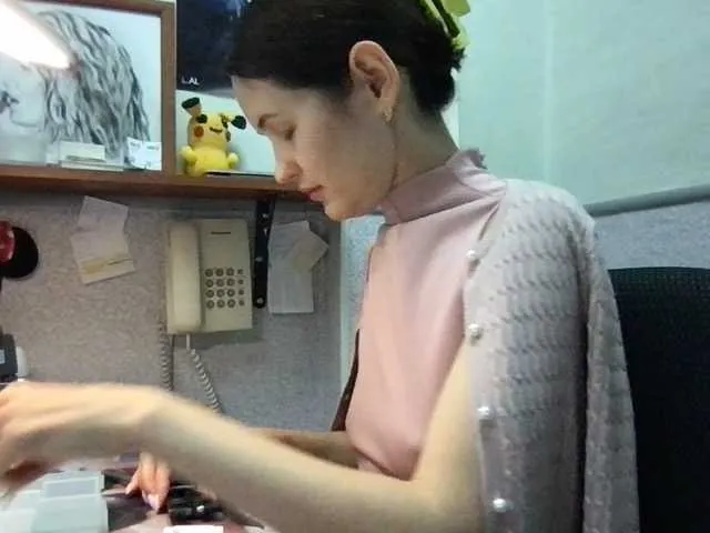 Live sex webcam photo for MilaBi-192569 #276500694