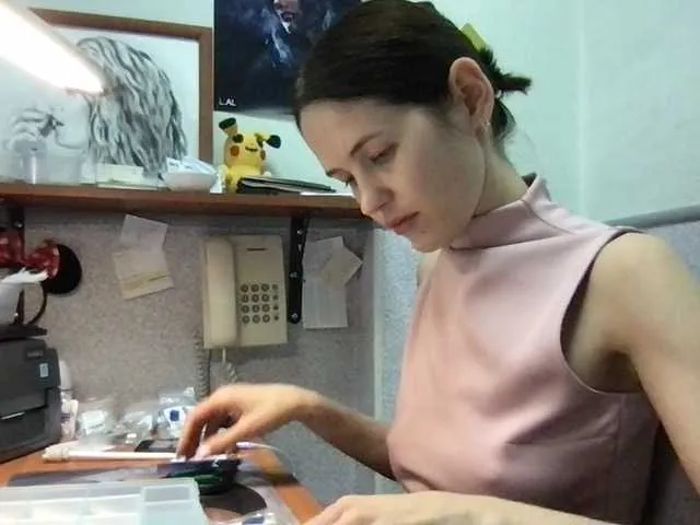 Live sex webcam photo for MilaBi-192569 #276501865