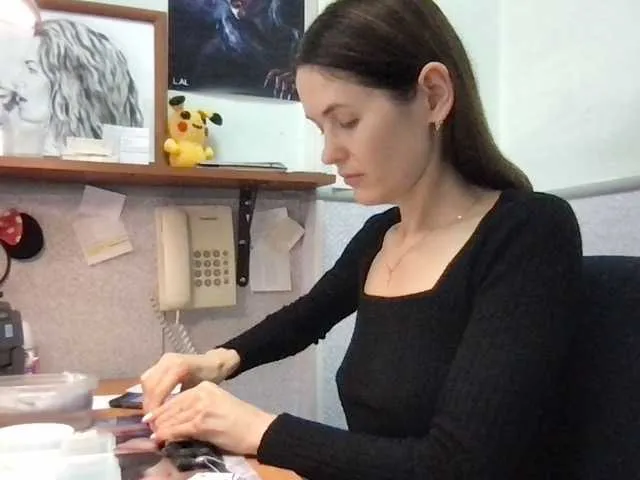 Live sex webcam photo for MilaBi-192569 #276529799