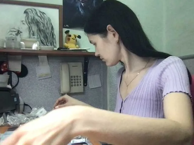 Live sex webcam photo for MilaBi-192569 #277158193