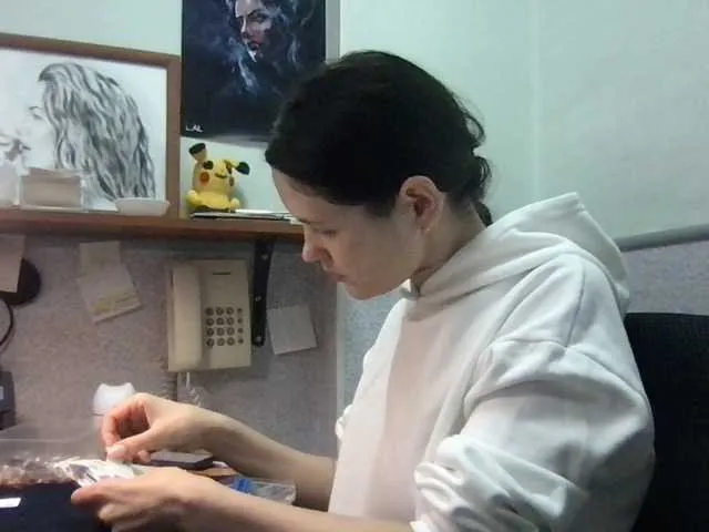 Live sex webcam photo for MilaBi-192569 #277222397