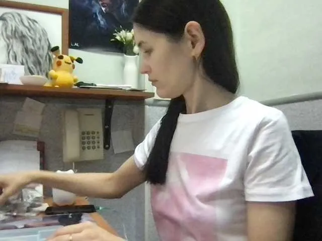 Live sex webcam photo for MilaBi-192569 #277351287