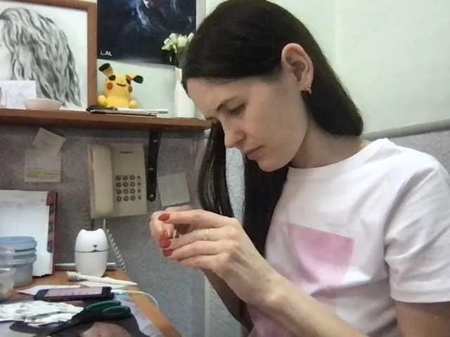 Live sex webcam photo for MilaBi-192569 #277352476