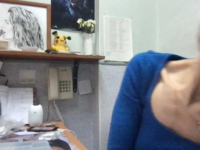 Live sex webcam photo for MilaBi-192569 #277373652