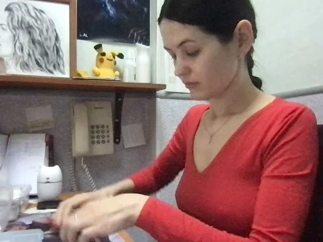 Live sex webcam photo for MilaBi-192569 #277420336