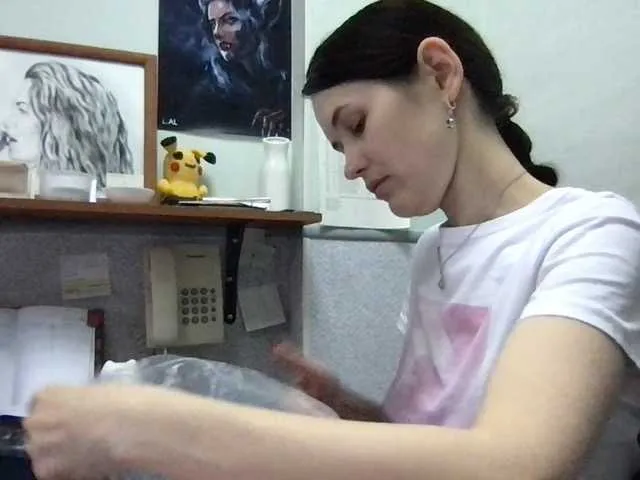 Live sex webcam photo for MilaBi-192569 #277723200