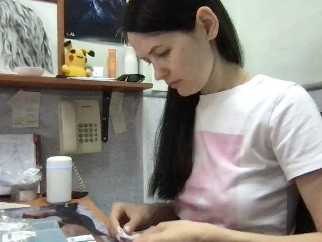 Live sex webcam photo for MilaBi-192569 #277963486