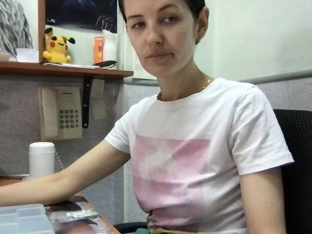 Live sex webcam photo for MilaBi-192569 #278061655