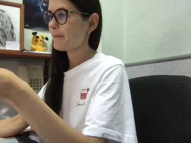 Live sex webcam photo for MilaBi-192569 #289435313